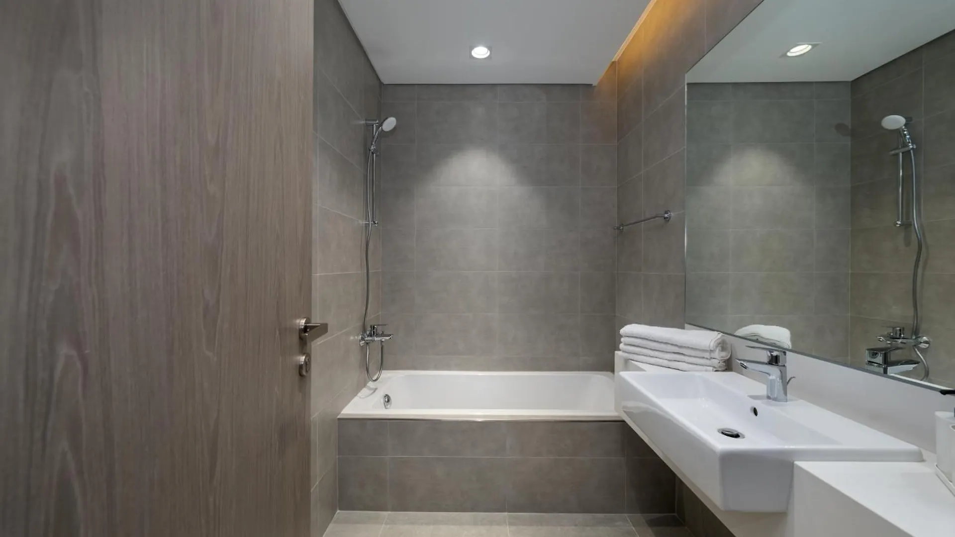 Dar Alsalam - Modern Comforts In Dubai District One Residence 29 Apartment